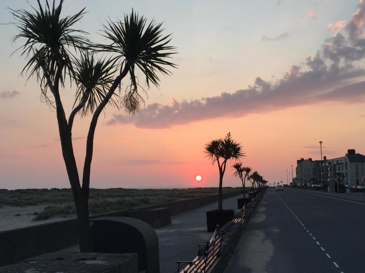 Barmouth Beach Club Esterno foto